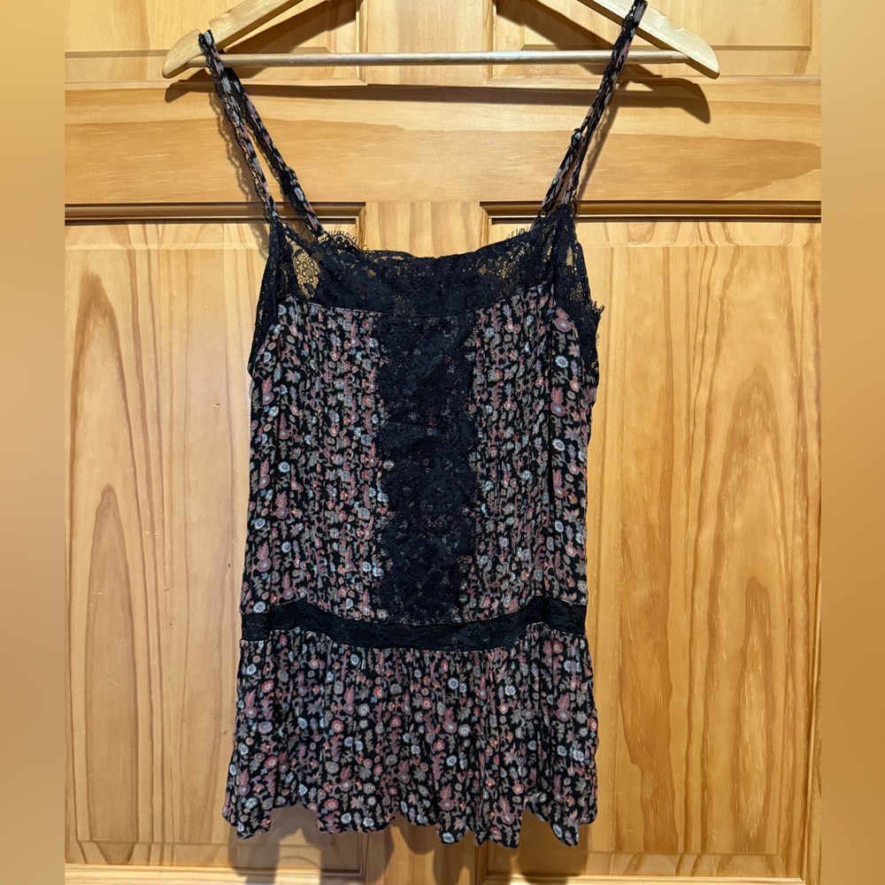 American Eagles Ladies Tanks Size S.